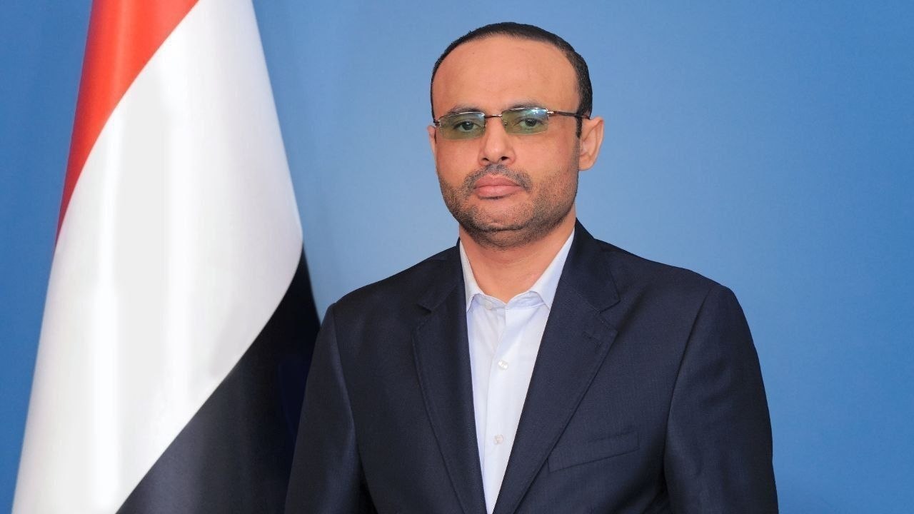 President al-Mashat Warns against Attempts to Divide Yemen on Unity Anniversary