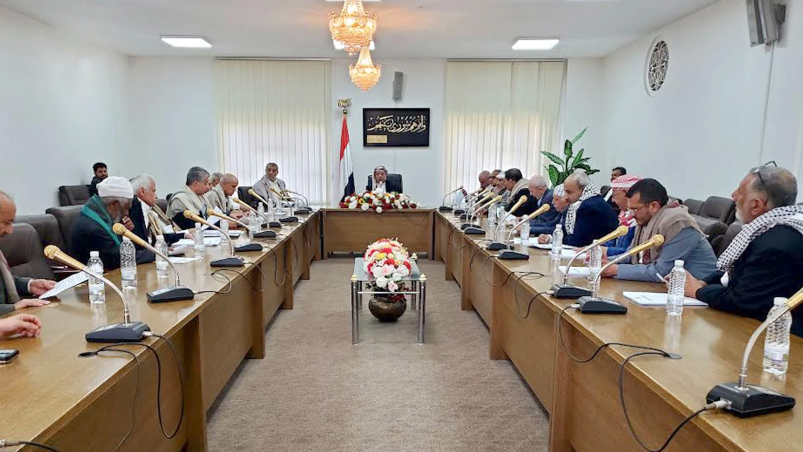 Yemen Parliament Presidency Calls for Mobilization and Breaking the Siege