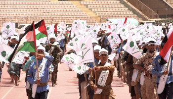 عرض كشفي لطلاب المدارس الصيفية النموذجية بمحافظة ذمار