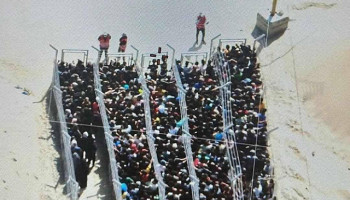 فصائل المقاومة الفلسطينية: توزيع المساعدات عبر الشركة الأمريكية يمهد لتنفيذ مشروع التهجير الصهيوني