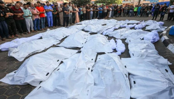 800 محامٍ وأكاديمي وقاضٍ سابق يطالبون الحكومة البريطانية بوقف إبادة غزة