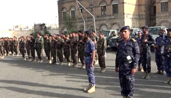 محافظ البيضاء يطلع على جهوزية منتسبي الأجهزة الأمنية