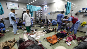 صحة غزة تناشد العالم إدخال وحدات الدم للمستشفيات بعد نقص حاد وخطير