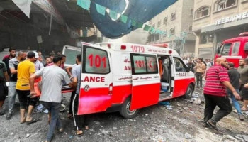 "الهلال الأحمر": نواجه صعوبة في التواصل مع طواقمنا بغزة لانقطاع خدمات الإنترنت والاتصالات