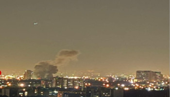 إيران تستهدف منشآت حيوية في حيفا ومقتل وجرح العديد من الصهاينة