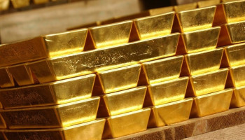 أسعار الذهب تتراجع لأدنى مستوى في أسبوعين