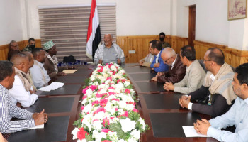 وزير الشؤون الاجتماعية يؤكد اهتمام الحكومة بالجاليات والمهاجرين واللاجئين في اليمن