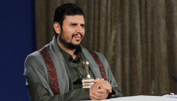 السيد القائد يبارك لإيران انتصارها العظيم ويهنئ الأمة بالعام الهجري الجديد
