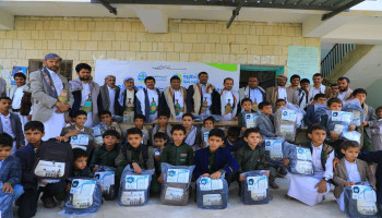 تدشين مشروع توزيع الحقيبة المدرسية لأبناء الشهداء والمفقودين بصعدة