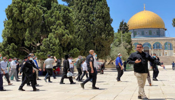 عشرات المستوطنين يقتحمون الأقصى المسجد الأقصى المبارك