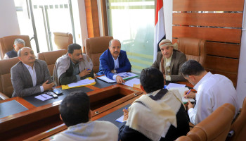 وزير الاقتصاد يرأس اجتماعاً لمناقشة سير تنفيذ قرار مقاطعة البضائع الأمريكية
