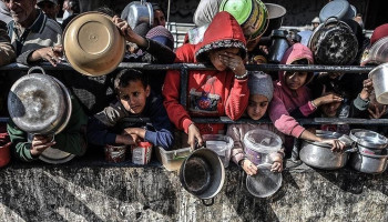 الاعلام الحكومي بغزة: وفاة 69 طفلًا و620 مريضاً بسبب سوء التغذية
