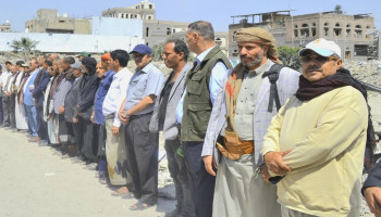بحضور نائب وزير الإعلام.. وقفة احتجاجية بمسرح جريمة العدوان الإسرائيلي على صحيفتي 26 سبتمبر واليمن