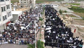 مسيرة لطلاب جامعة عمران تؤكد أن المقاومة والجهاد هو السبيل الوحيد لعزة وكرامة الأمة