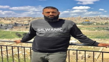 العدو الصهيوني يبعد أسيرًا مقدسيًا محررًا عن الأقصى 6 أشهر
