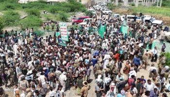 تعز.. تشييع مهيب للشهيد عيسى العفيري في مديرية مقبنة