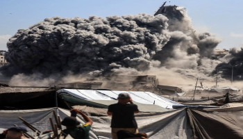 رغم الإعلان عن التوصل لاتفاق: العدو الصهيوني يواصل غاراته على غزة