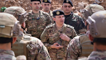 قائد الجيش اللبناني: لبنان يشهد مرحلة مصيرية في ظل الاعتداءات الصهيونية
