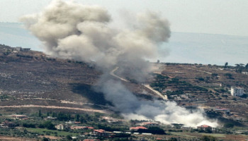 العدوان الصهيوني على لبنان: إلقاء قنابل صوتية باتجاه صيادين واستهداف حفارة في شبعا