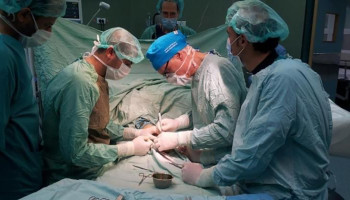 42 ألف جريح في غزة بحاجة لإجراء عمليات جراحية