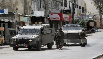 إصابة طفل برصاص العدو الصهيوني خلال اقتحام نابلس