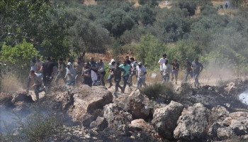 هجمات إجرامية للمستوطنين الصهاينة في الضفة وإصابات برصاص العدو