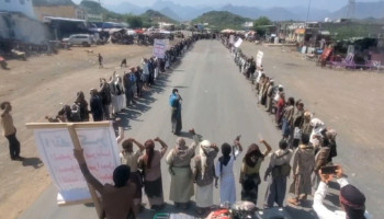 100 وقفة شعبية بريمة نصرة لمحور الجهاد والمقاومة وتأكيداً على التمسك بالمشروع القرآني