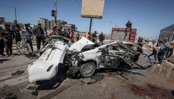 ارتقاء شهداء بعدوان صهيوني على مركبة للشرطة في خان يونس جنوبي غزة