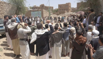 وقفات حاشدة بمحافظة صنعاء تأكيدًا على نصرة غزة ولبنان