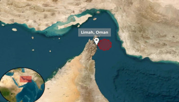 اندلاع حريق في ناقلة بعد إصابتها بمقذوف شرقي ليما في عُمان