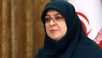 مهاجراني: استشهاد 30 مدنيا جراء الهجمات الأمريكية الأخيرة على إيران