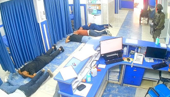 قوات العدو تقتحم مستشفى نابلس وتعتدي على الطاقم الطبي