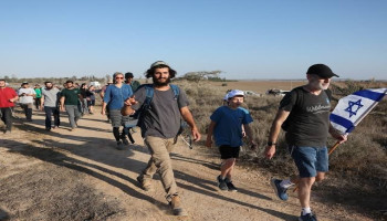 العدو الصهيوني يشرع بإقامة بؤرة استيطانية جديدة على أراضي "فقوعة" شمال شرق جنين