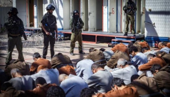 نادي الأسير: تمديد قرار منع زيارات عائلات الأسرى الفلسطينيين يكرس عزلهم عن الخارج