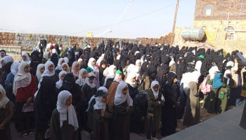 وقفات طلابية وأنشطة مدرسية في الطويلة بالمحويت تأكيداً على الثبات والاستنفار