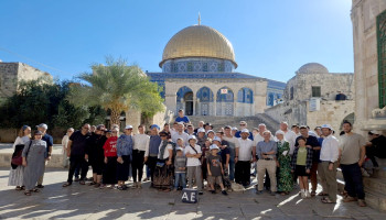 مئات المستوطنين يقتحمون باحات المسجد الأقصى المبارك