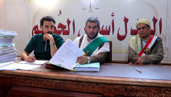 الجزائية تواجه المتهمين بقتل وفاء الباشا بالأدلة وتمنح النيابة فرصة الرد بقضية عصابة قتل وحرق بالأمانة والضالع