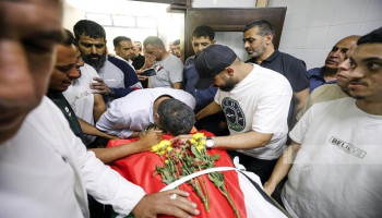 ارتقاء شهيد برصاص العدو الصهيوني شمال القدس
