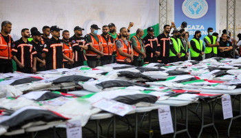 حركة حماس: تشييع جثامين 75 شهيدًا يكشف جانبًا من المأساة التي خلّفتها حرب الإبادة