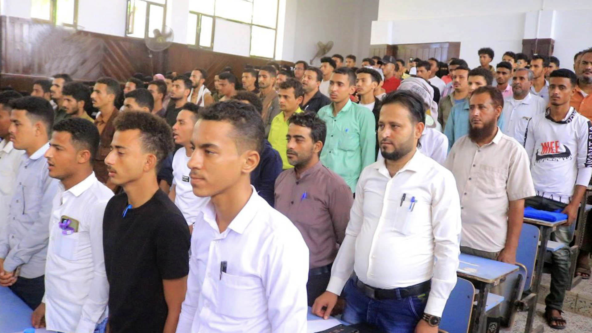قطاع الأشغال والنقل البري بالحديدة يحييان ذكرى السنوية للصرخة