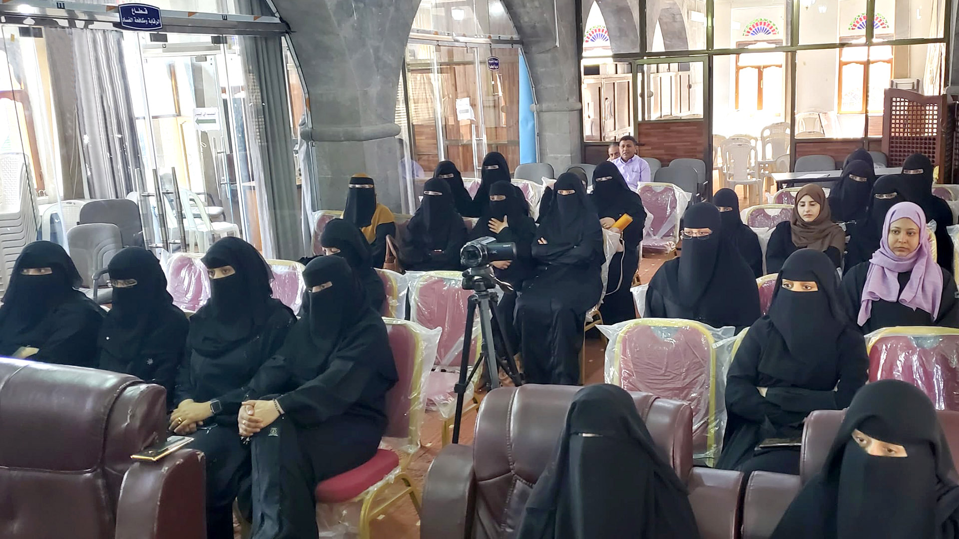 "أهمية الدورات الصيفية" ورشة تثقيفية لمكافحة الفساد واللجنة الوطنية للمرأة