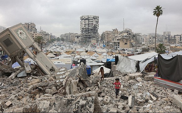 "الصحة العالمية": الأمراض تنتشر بسرعة كبيرة في غزة