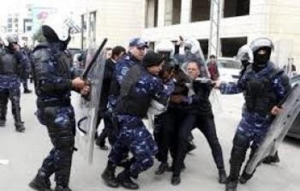 لقاء مسلح لقبائل الجميمة في حجة لإعلان الجهوزية والاستنفار والبراءة من عملاء أمريكا و"إسرائيل"
