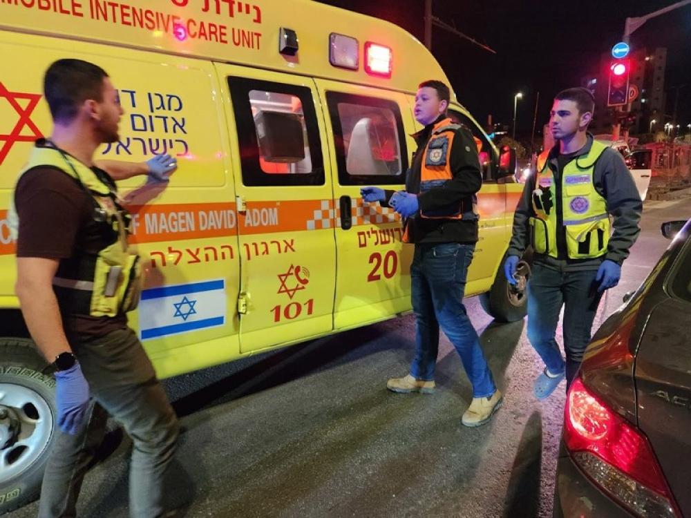 إصابة شاب فلسطيني بعد تنفيذه عملية طعن لشرطي إسرائيلي في القدس