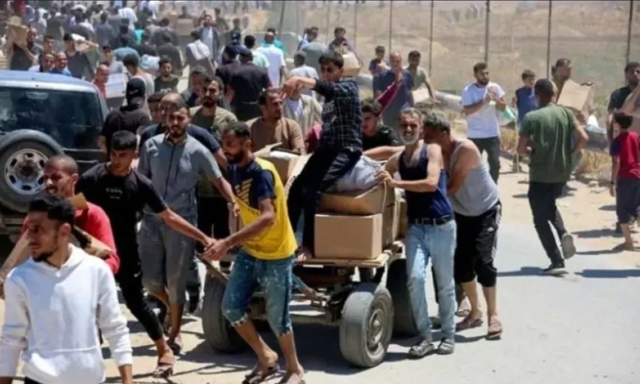 الإعلام الحكومي: العدو يحوّل نقاط توزيع "المساعدات" إلى مصائد للقتل الجماعي