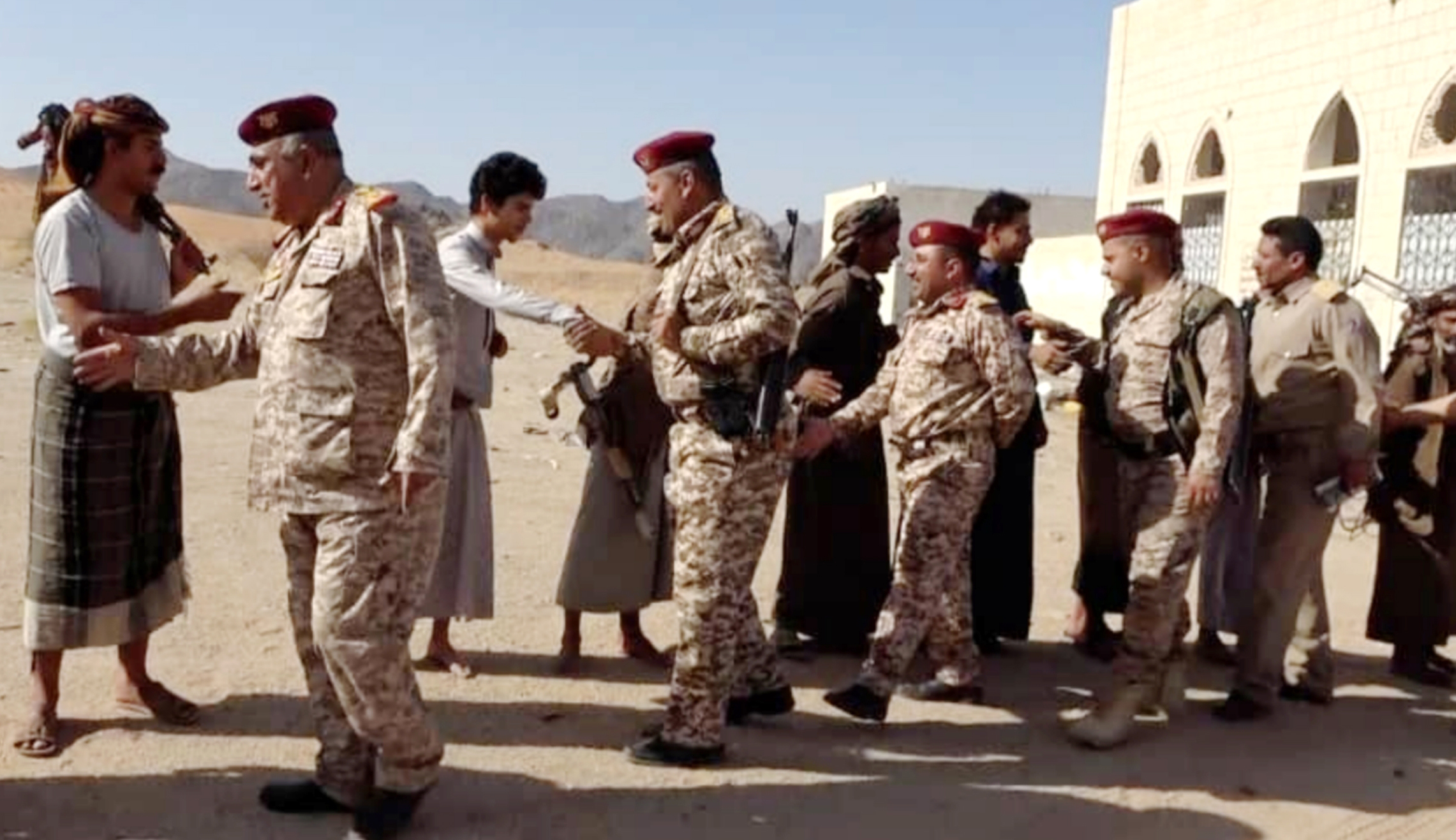 تفقد أحوال المرابطين في جبهات البقع ونجران والأجاشر