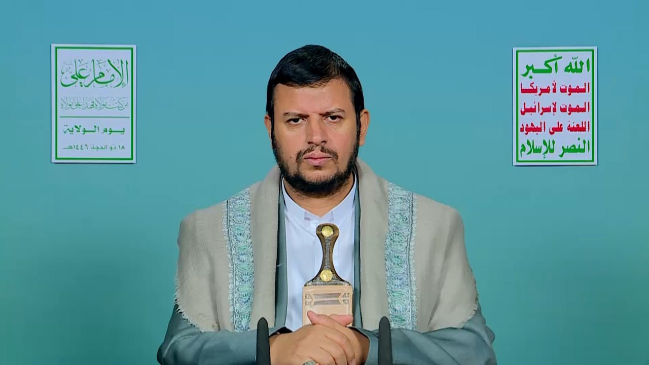 قائد الثورة: العدوان على إيران فرصة لها لإلحاق الهزائم الكبيرة بالعدو الصهيوني