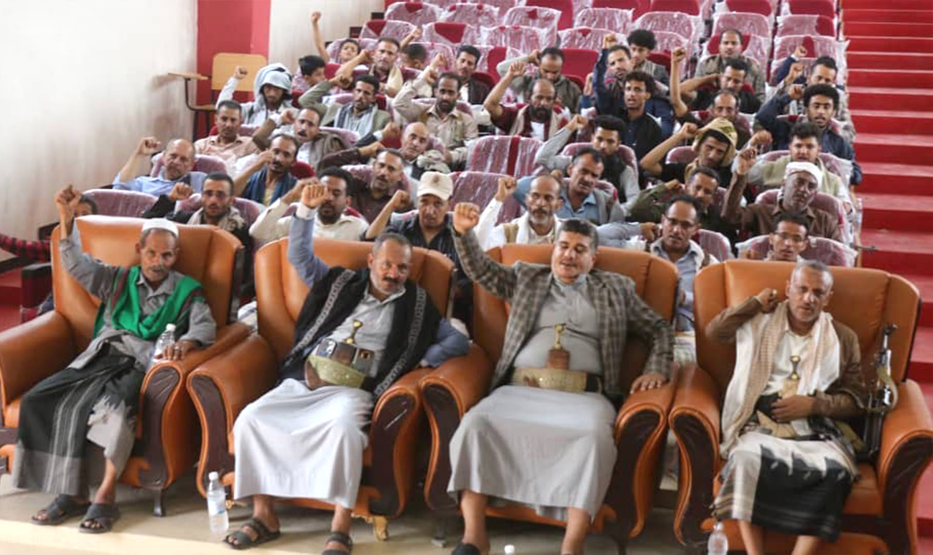 المكاتب التنفيذية بتعز تنظم فعالية خطابية إحياءً لذكرى يوم الولاية