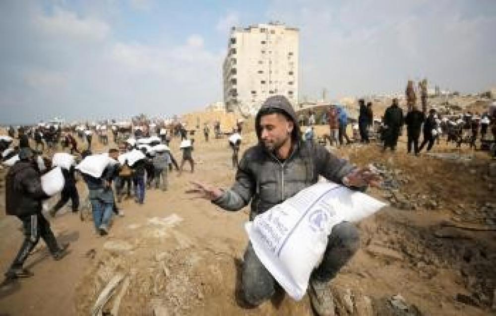 "العشائر الفلسطينية" تدين مجازر العدو الصهيوني بحق منتظري المساعدات بغزة