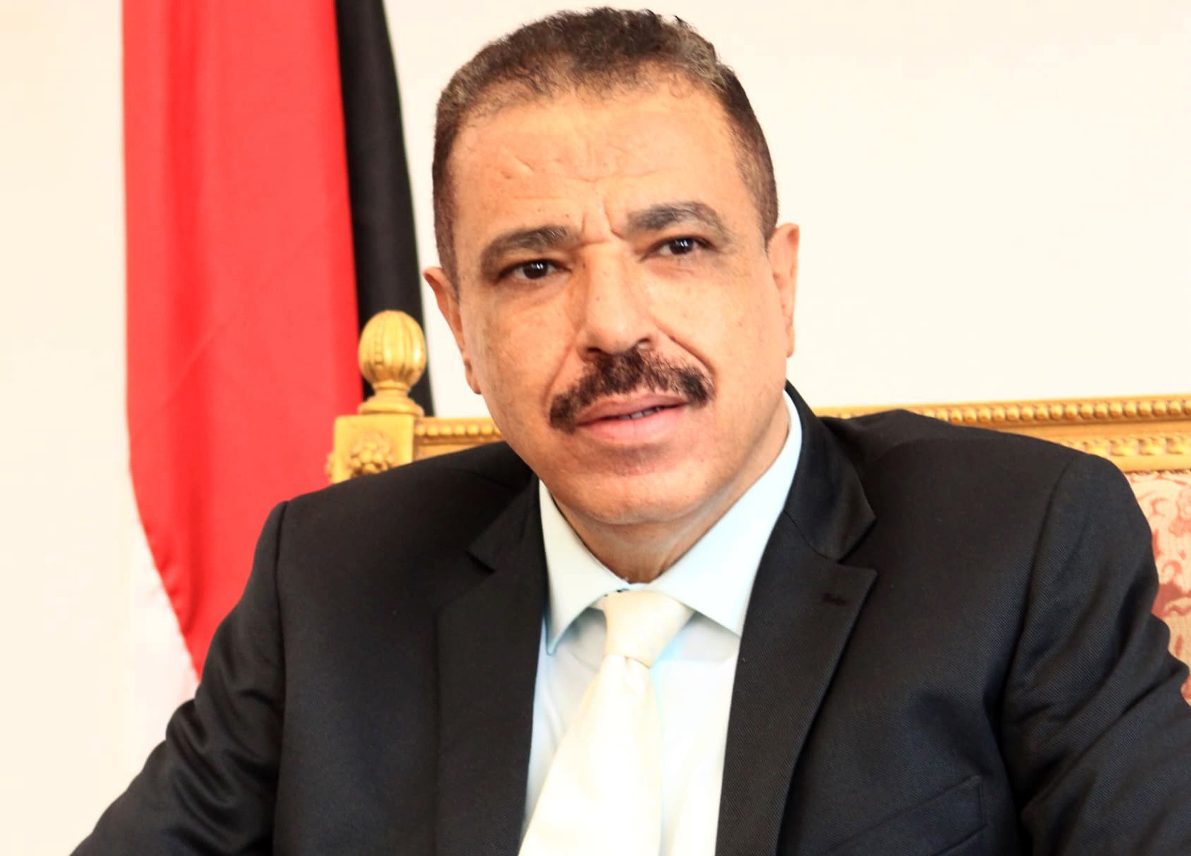 وزير الخارجية يفند ادعاءات منتحل صفة مندوب اليمن لدى الأمم المتحدة